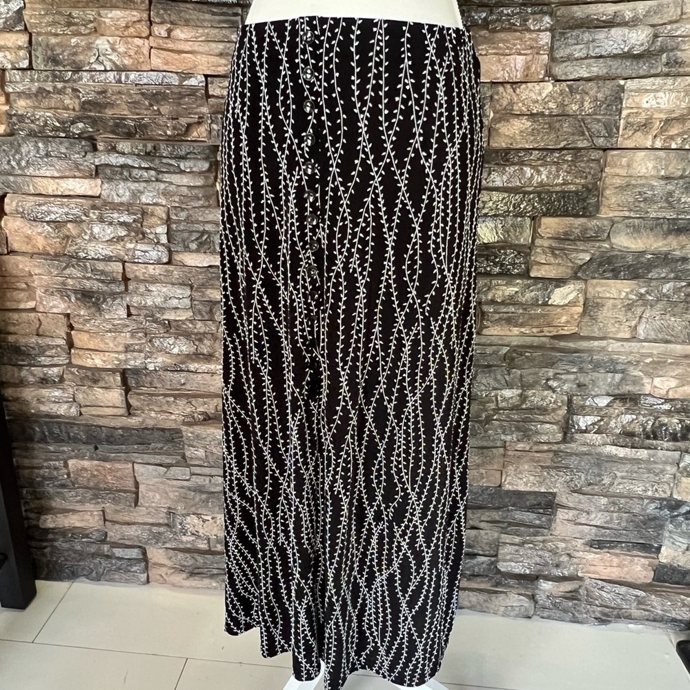 Briggs New York Black and White Maxi Skirt Cocktail